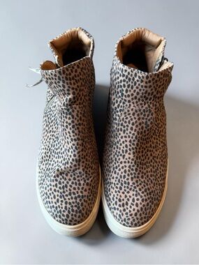 Universal Thread Leopard Print Platform Sneakers in Tan and Black
